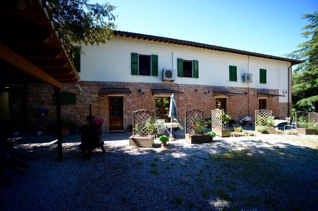 La Spiga D'Oro Guest House Pozzo  Exterior photo